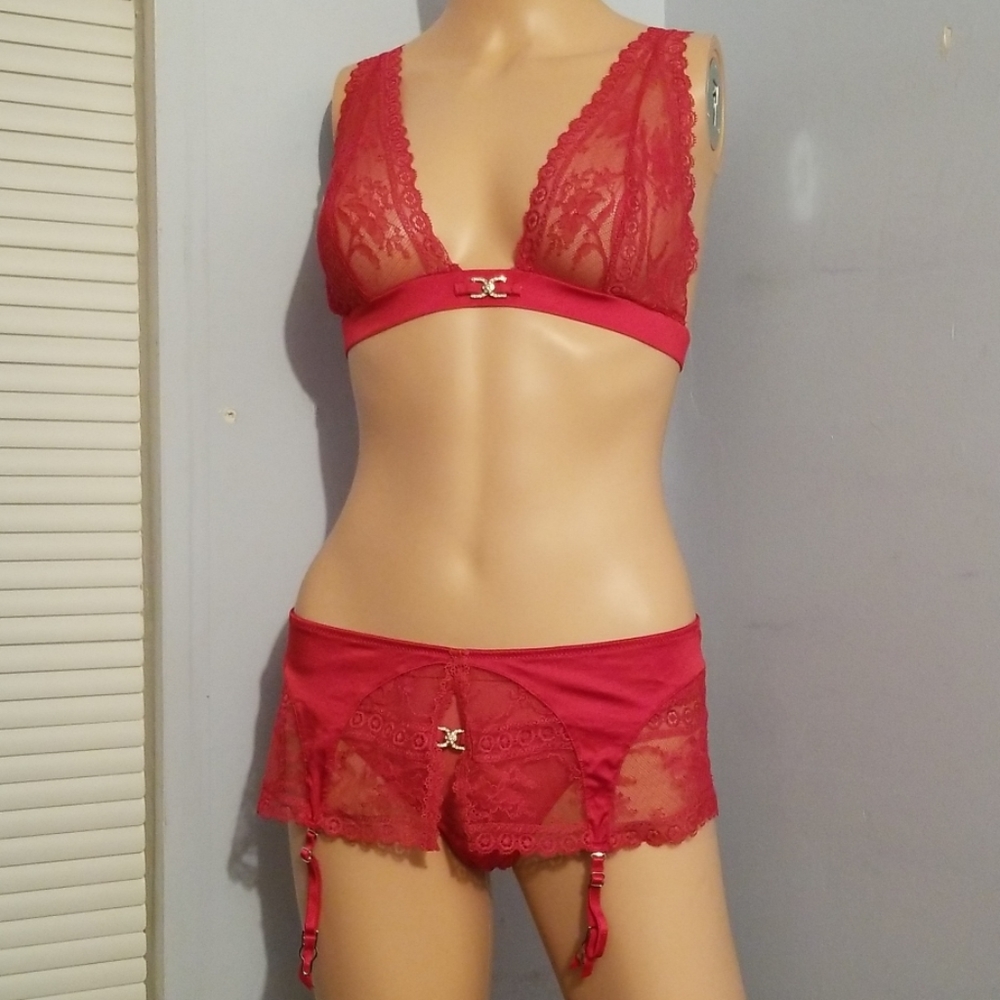 💜RARE VICTORIA'S SECRET 2 PIECE SET 34B